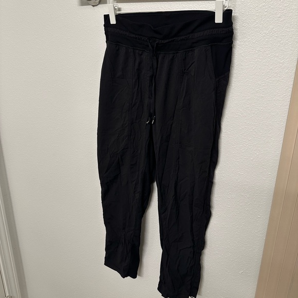 Lululemon Dance Studio Mid-Rise Cropped Pant - Black - Picture 1 of 12